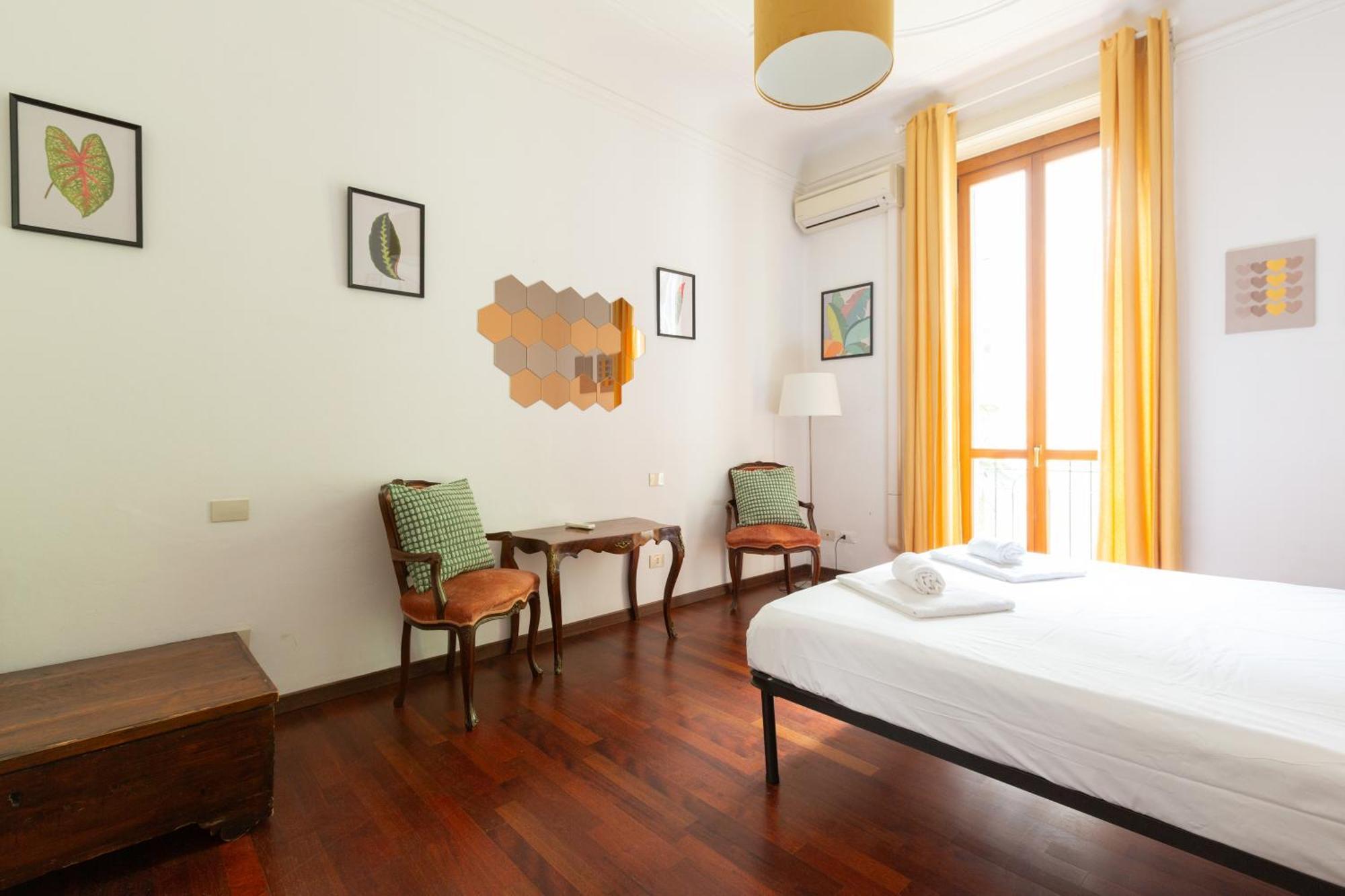 Sempione Cozy Flat Apartment Milan Bagian luar foto